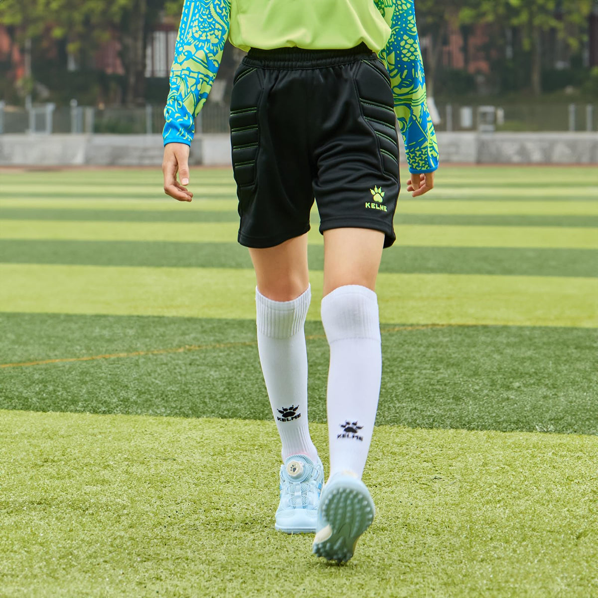 KELME Men's Soccer Goalkeeper Padded Sport Pants Knee Protection