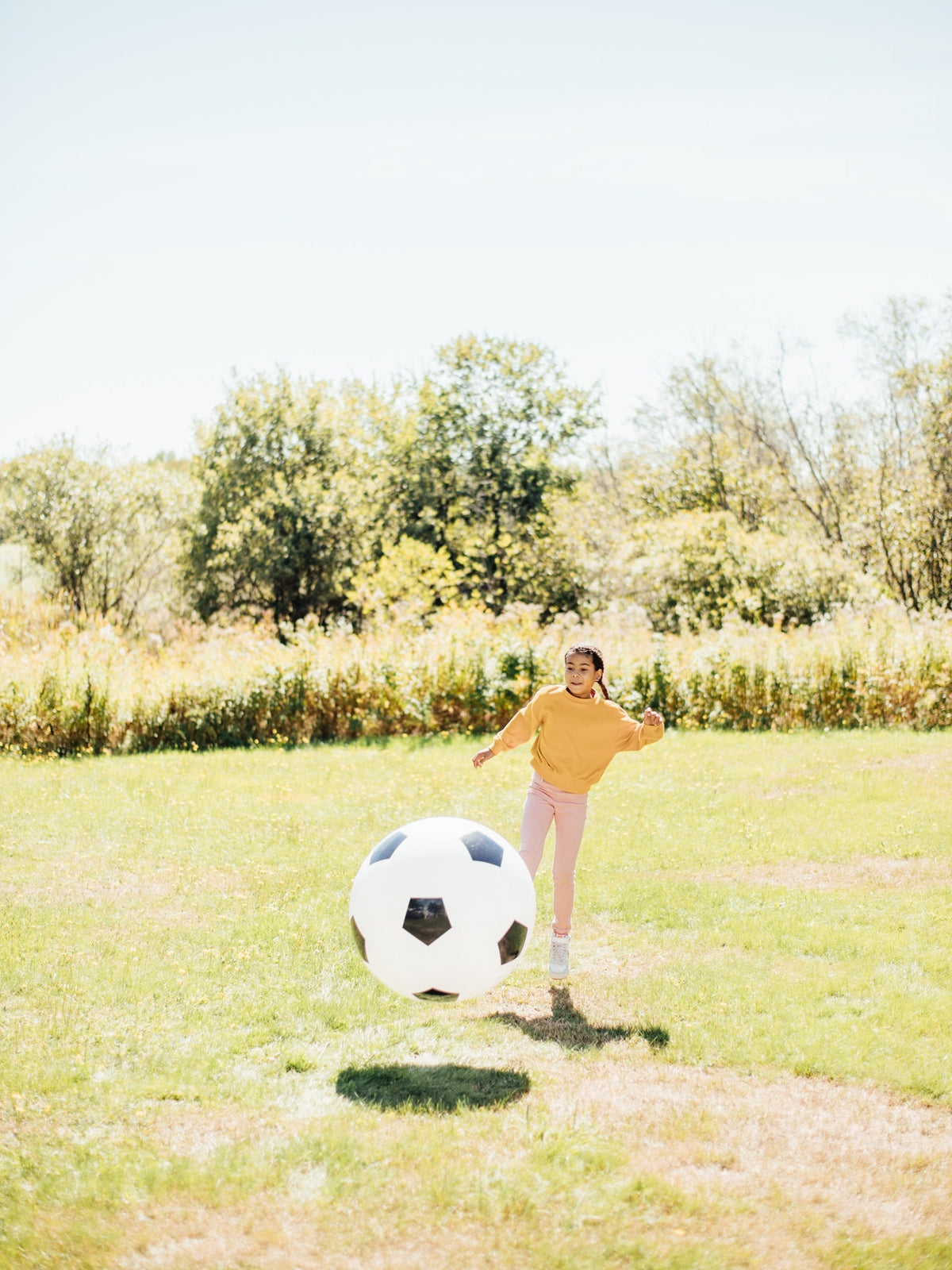 XL Ultimate Bounce Soccer Ball - High Bounce Play Ball