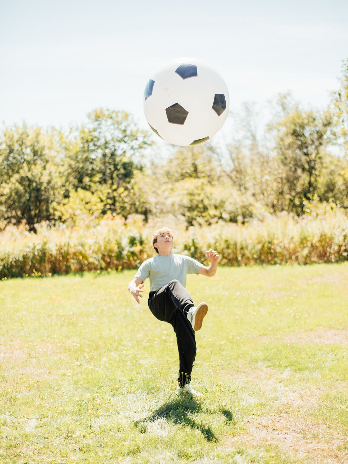 XL Ultimate Bounce Soccer Ball - High Bounce Play Ball