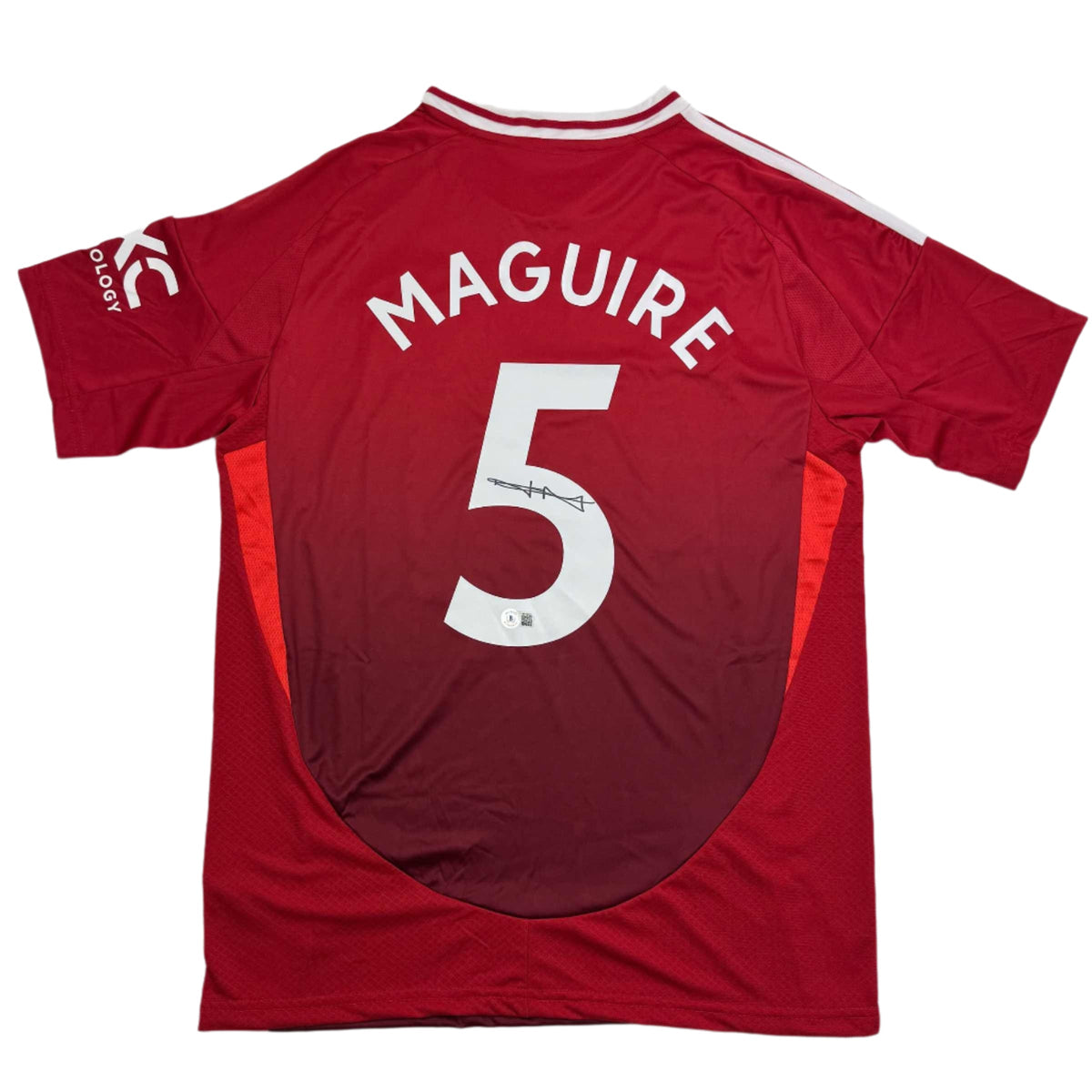 Signed Harry Maguire Manchester United Jersey - BAS COA