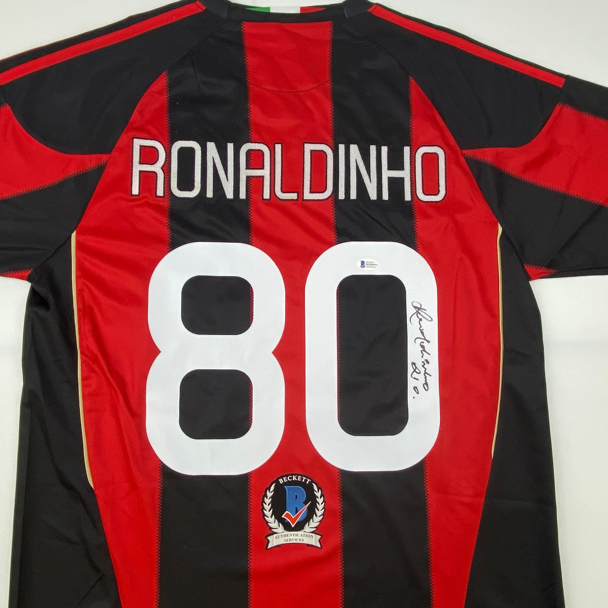 Signed Ronaldinho AC Milan Jersey - Beckett BAS COA