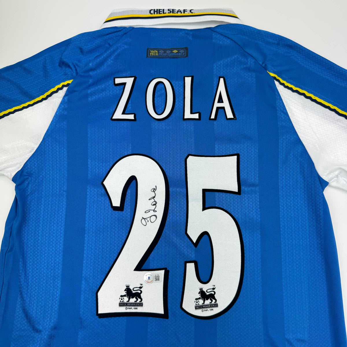 Signed Gianfranco Zola Chelsea Jersey - BAS COA