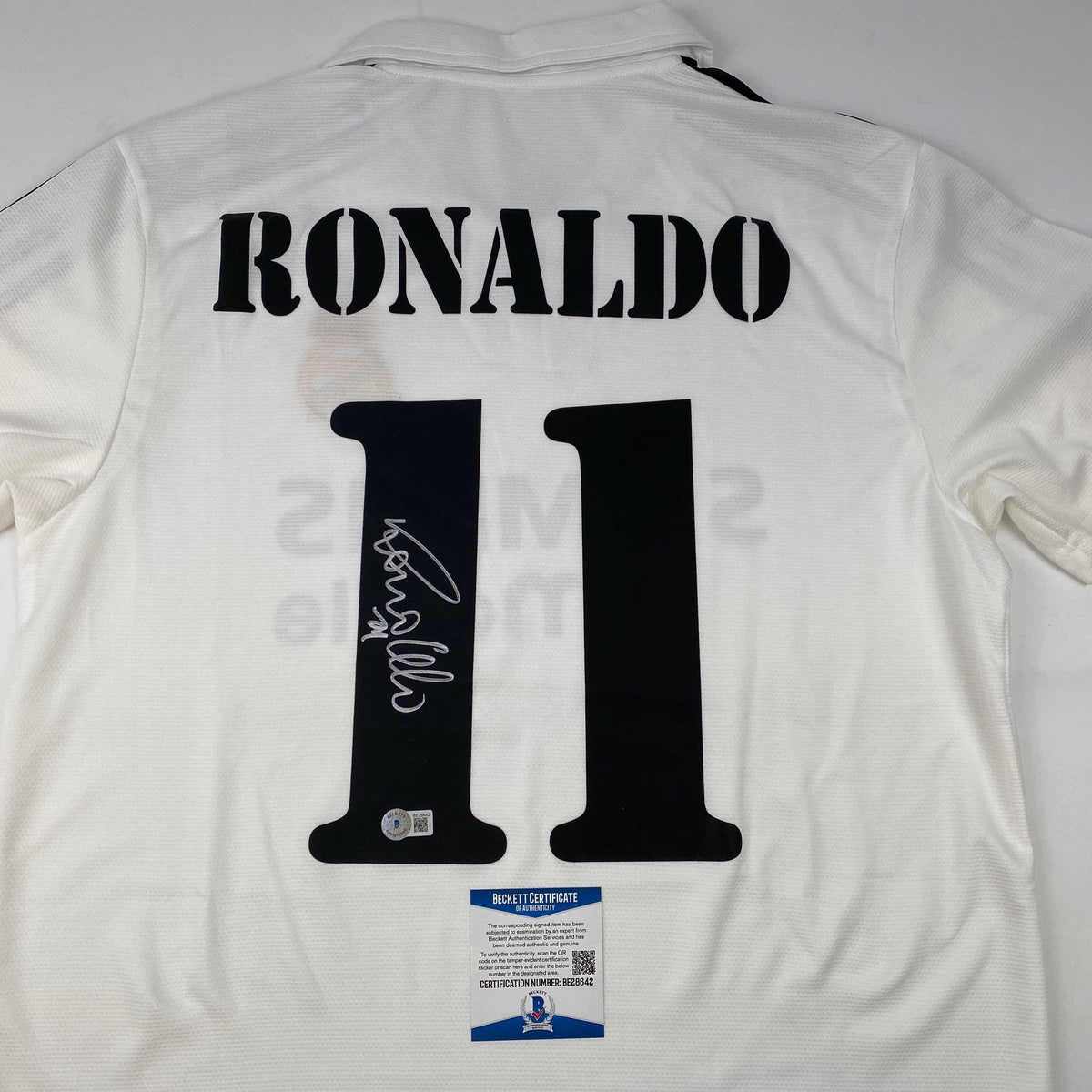 Autographed Ronaldo Nazario Real Madrid Jersey - BAS COA