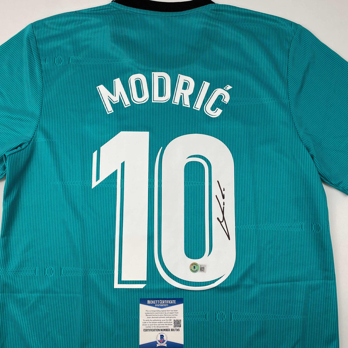 Signed Luka Modric Teal Jersey | Real Madrid BAS COA