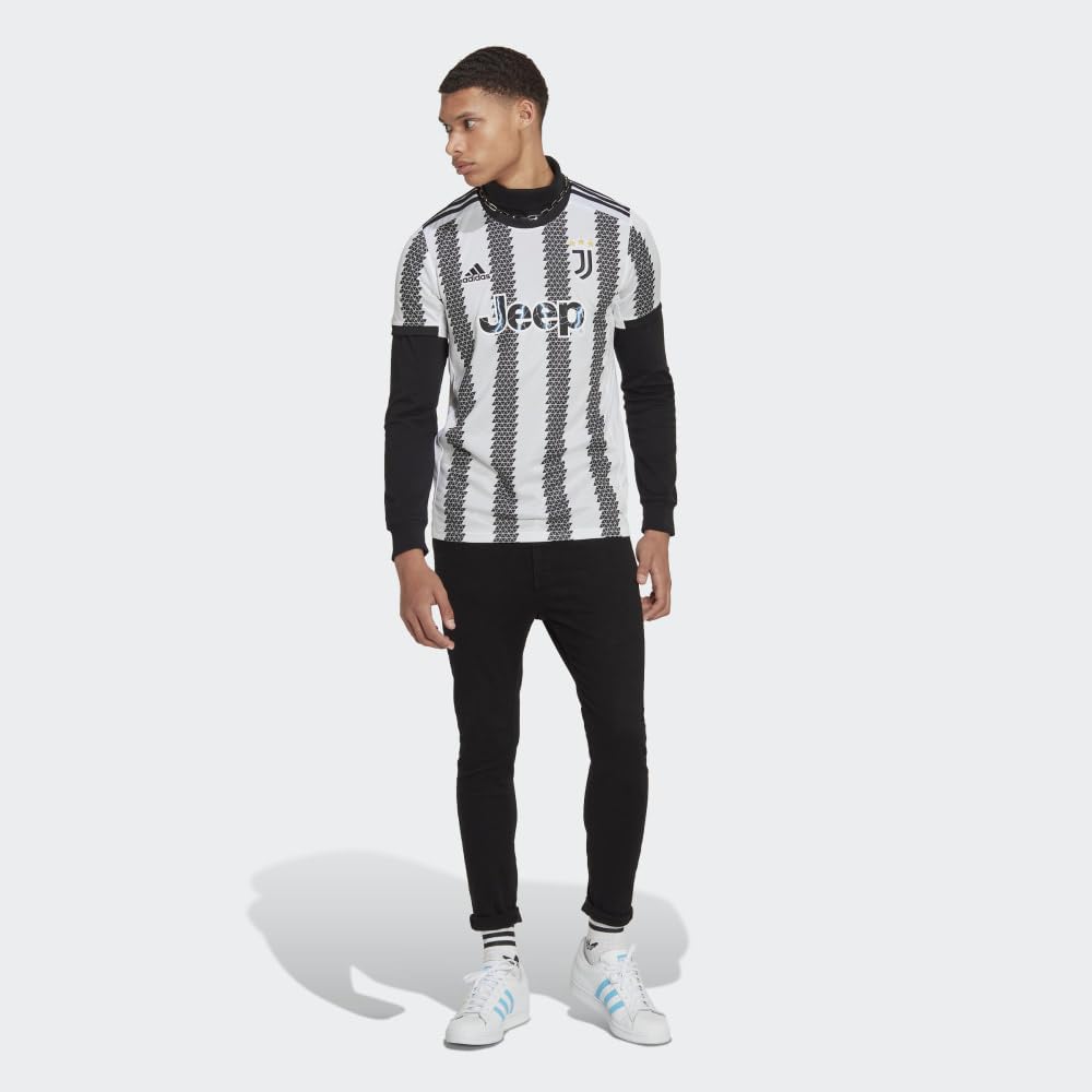adidas Men's Soccer Juventus 22/23 Home Jersey