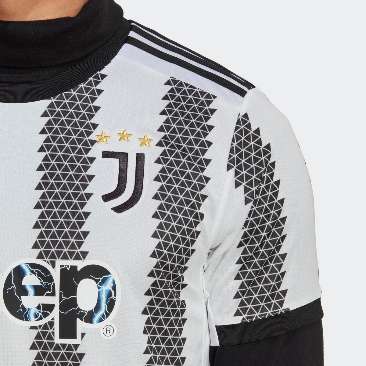 adidas Men's Soccer Juventus 22/23 Home Jersey