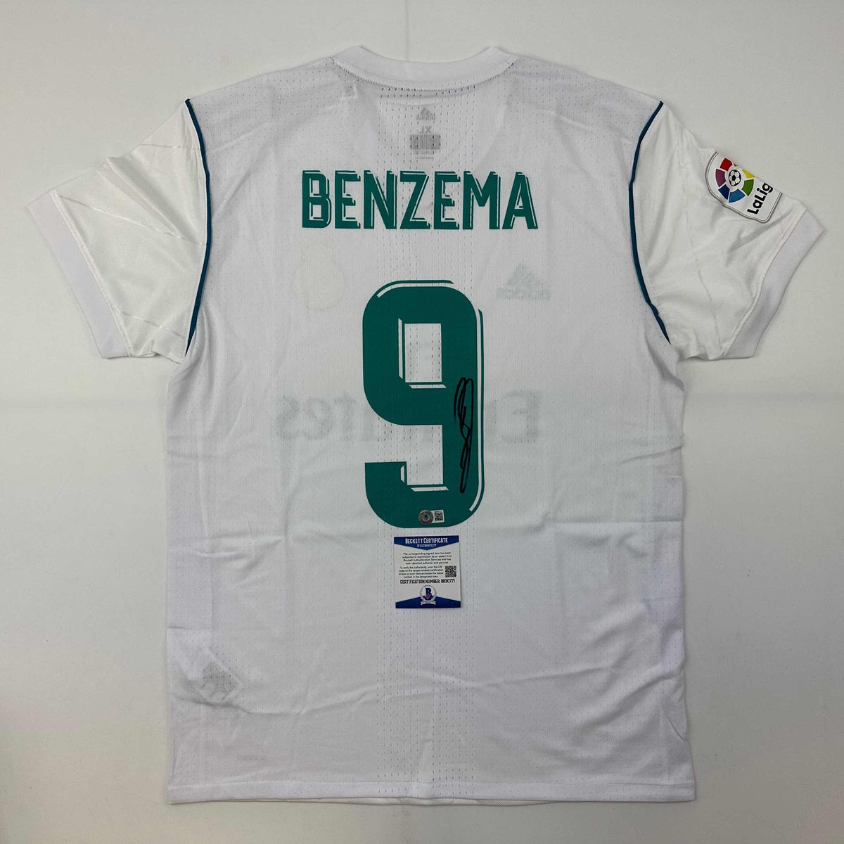 Autographed Karim Benzema Real Madrid Jersey | Beckett COA