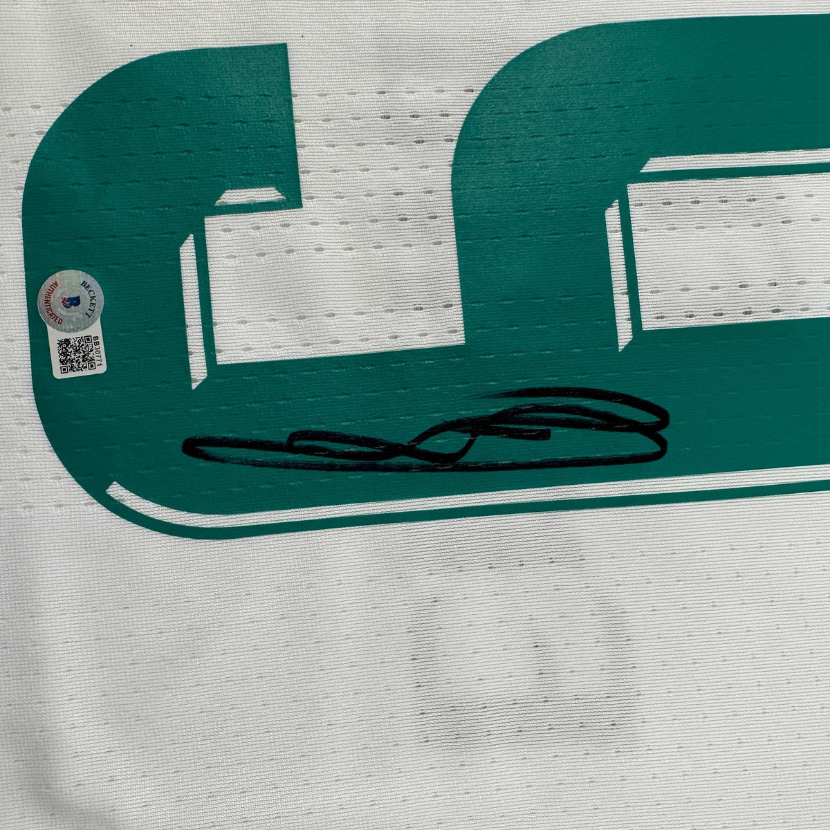 Autographed Karim Benzema Real Madrid Jersey | Beckett COA