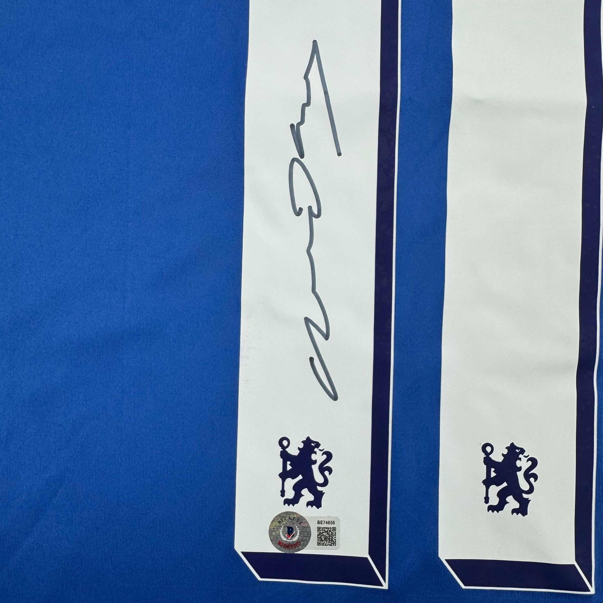 Autographed Didier Drogba Chelsea Jersey - BAS COA